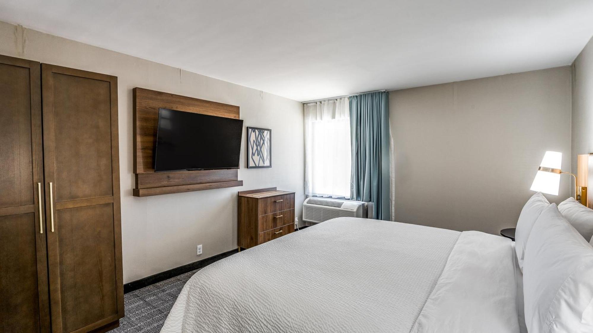 Staybridge Suites Dallas Market Ctr Love Field, An Ihg Hotel Exterior photo
