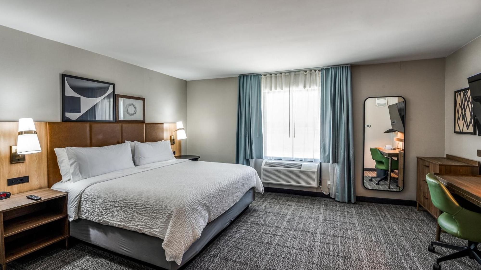 Staybridge Suites Dallas Market Ctr Love Field, An Ihg Hotel Exterior photo